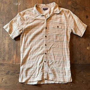 Patagonia Organic Cotton Short Sleeve Button Down